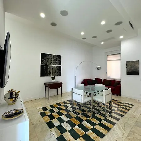 Apartment Monti Rom
